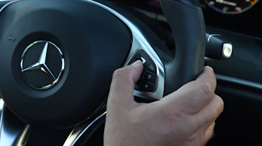 Mercedes-AMG E 63 S - steering control