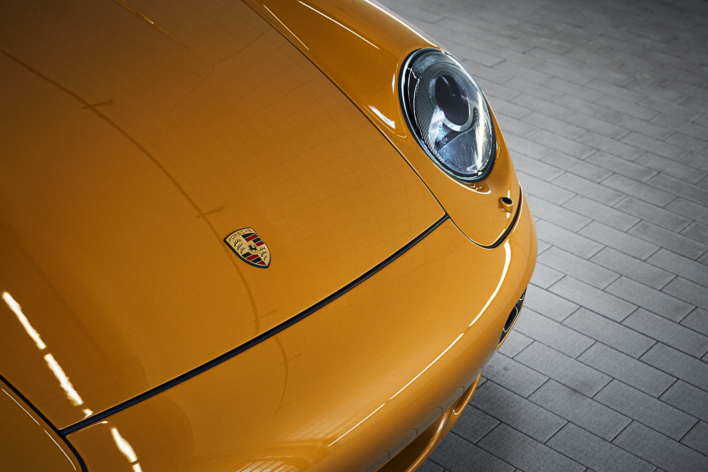 Porsche 993 911 Turbo - headlight