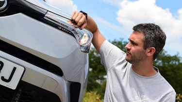 Toyota C-HR - headlight