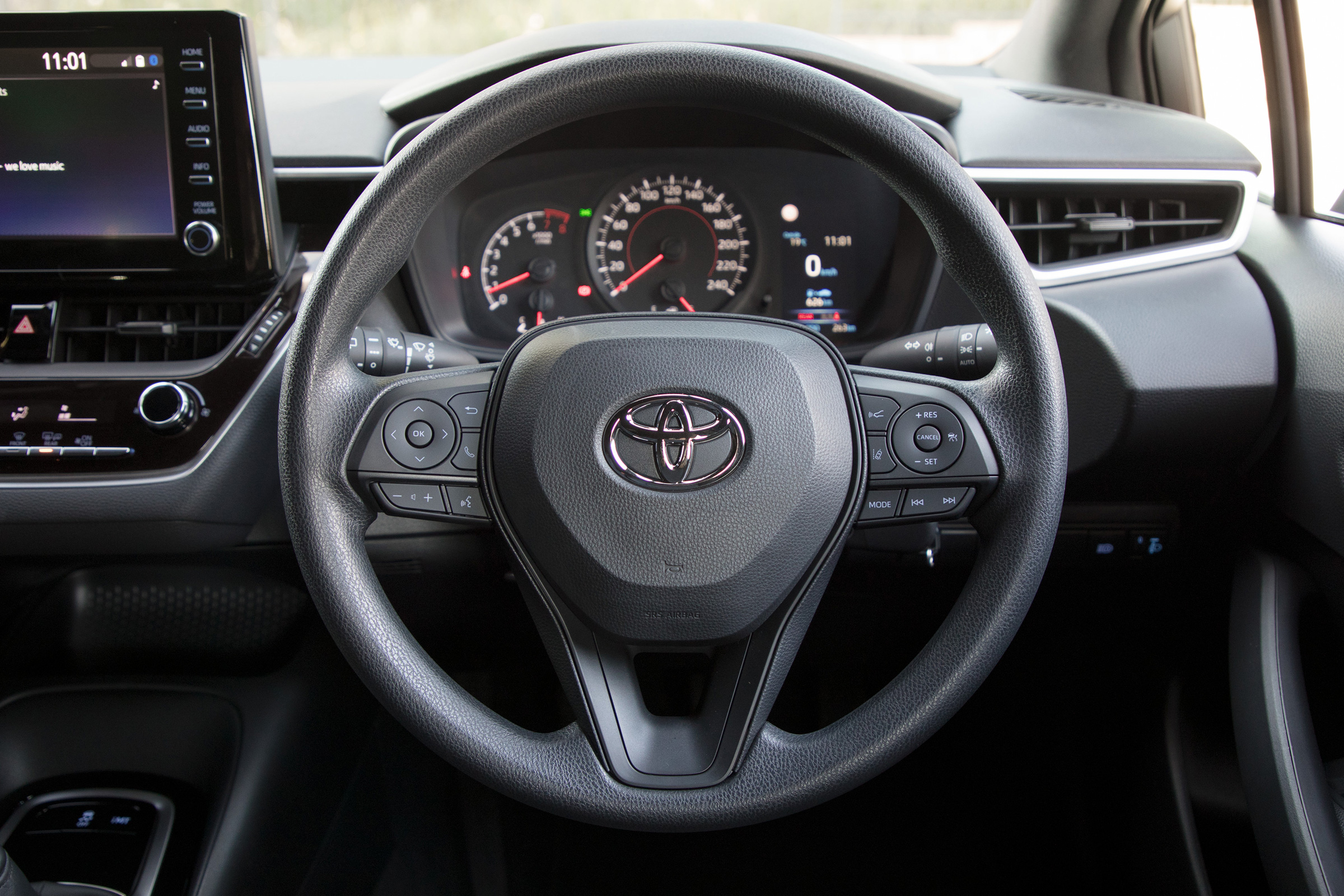 Toyota Corolla - steering wheel