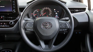 Toyota Corolla - steering wheel