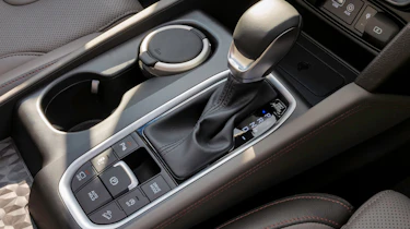 Hyundai Santa Fe - gear lever