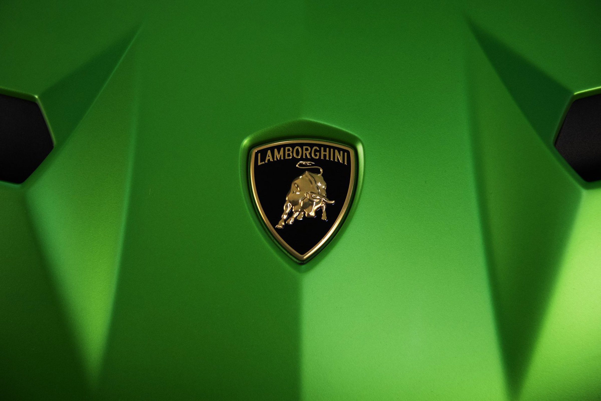 Lamborghini Aventador SVJ teaser