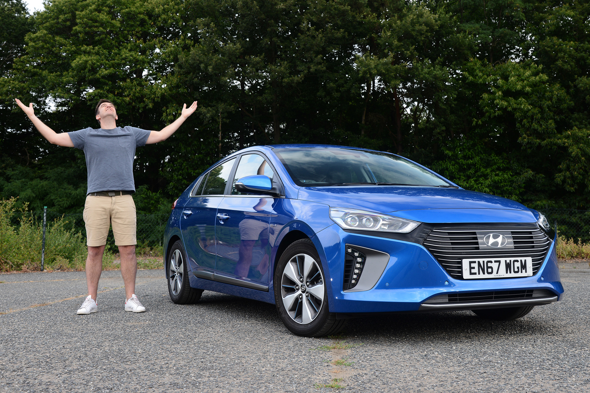 Hyundai Ioniq Plug-in - front
