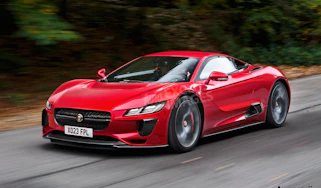 Jaguar F-Type - front (watermarked)