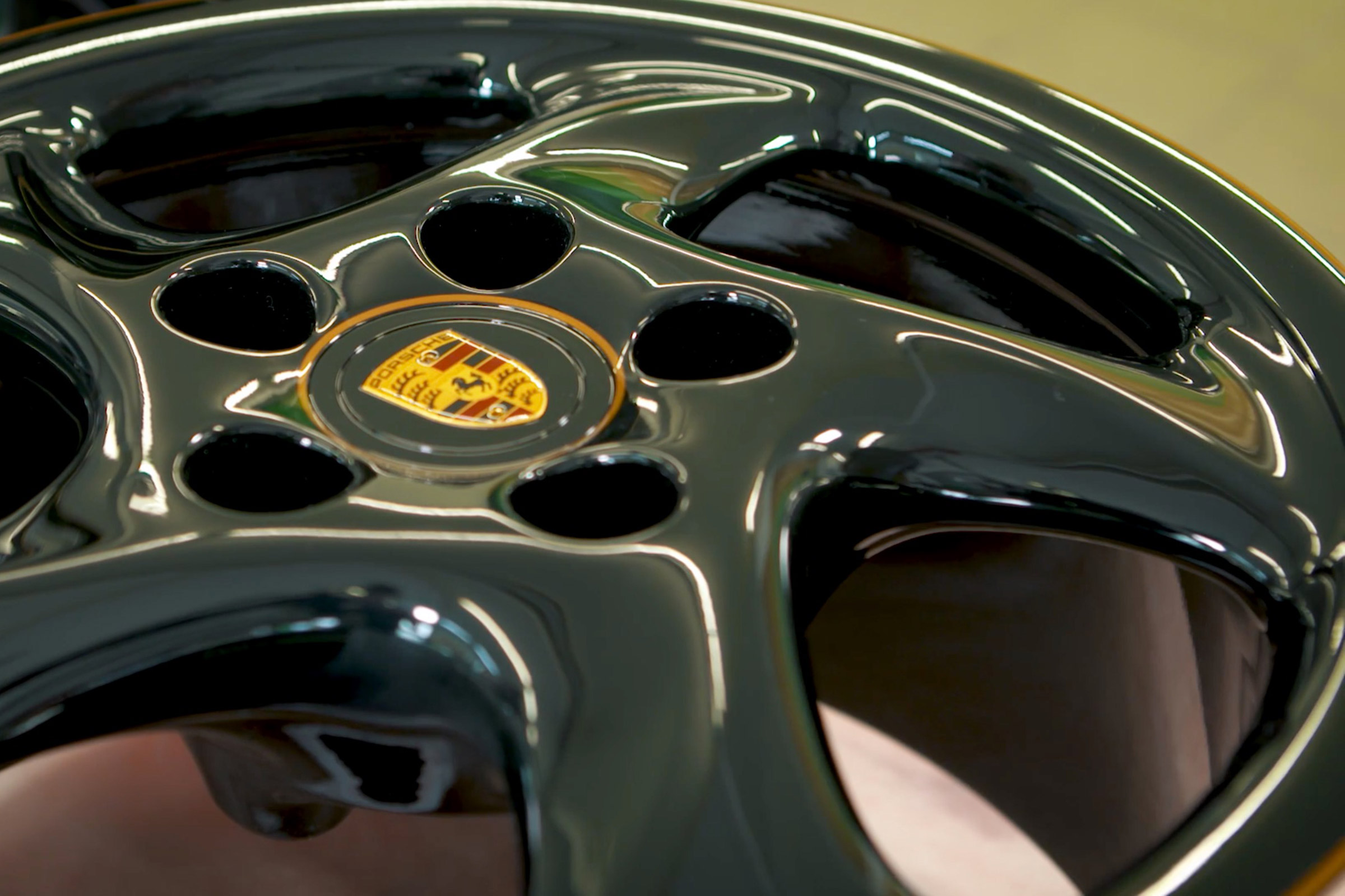 Porsche Classic Project Gold - alloy