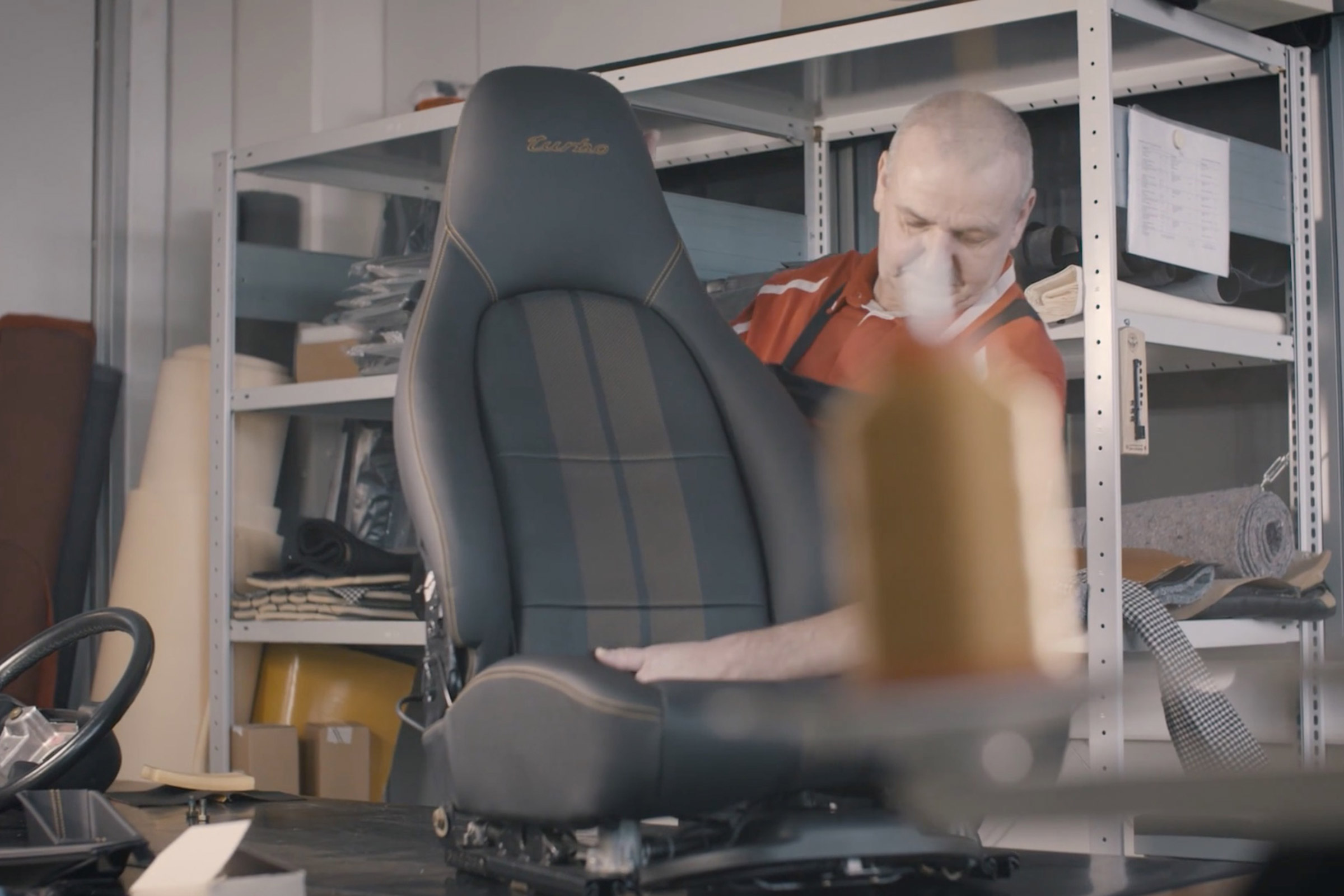 Porsche Classic Project Gold - seat