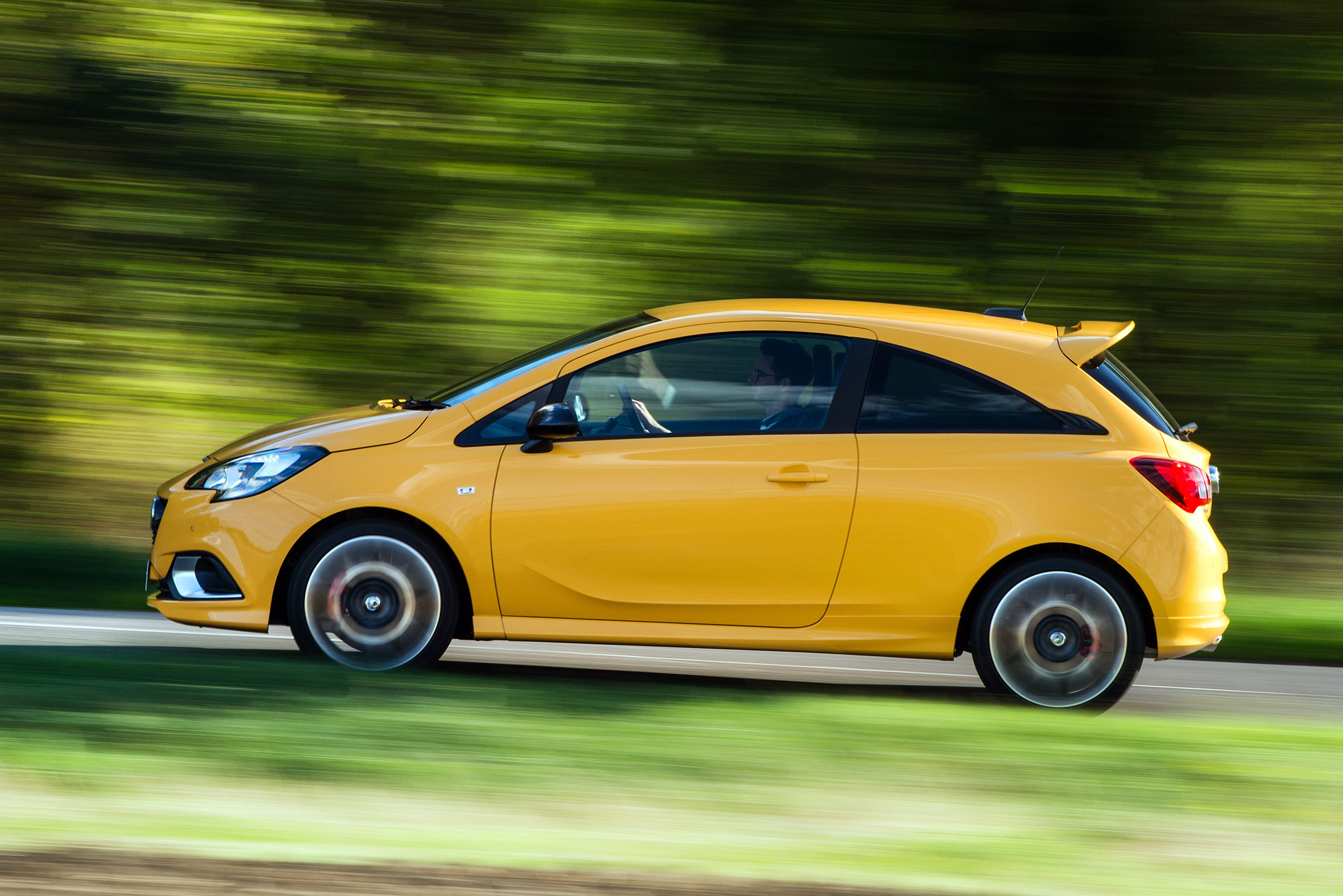 Vauxhall Corsa GSi - side