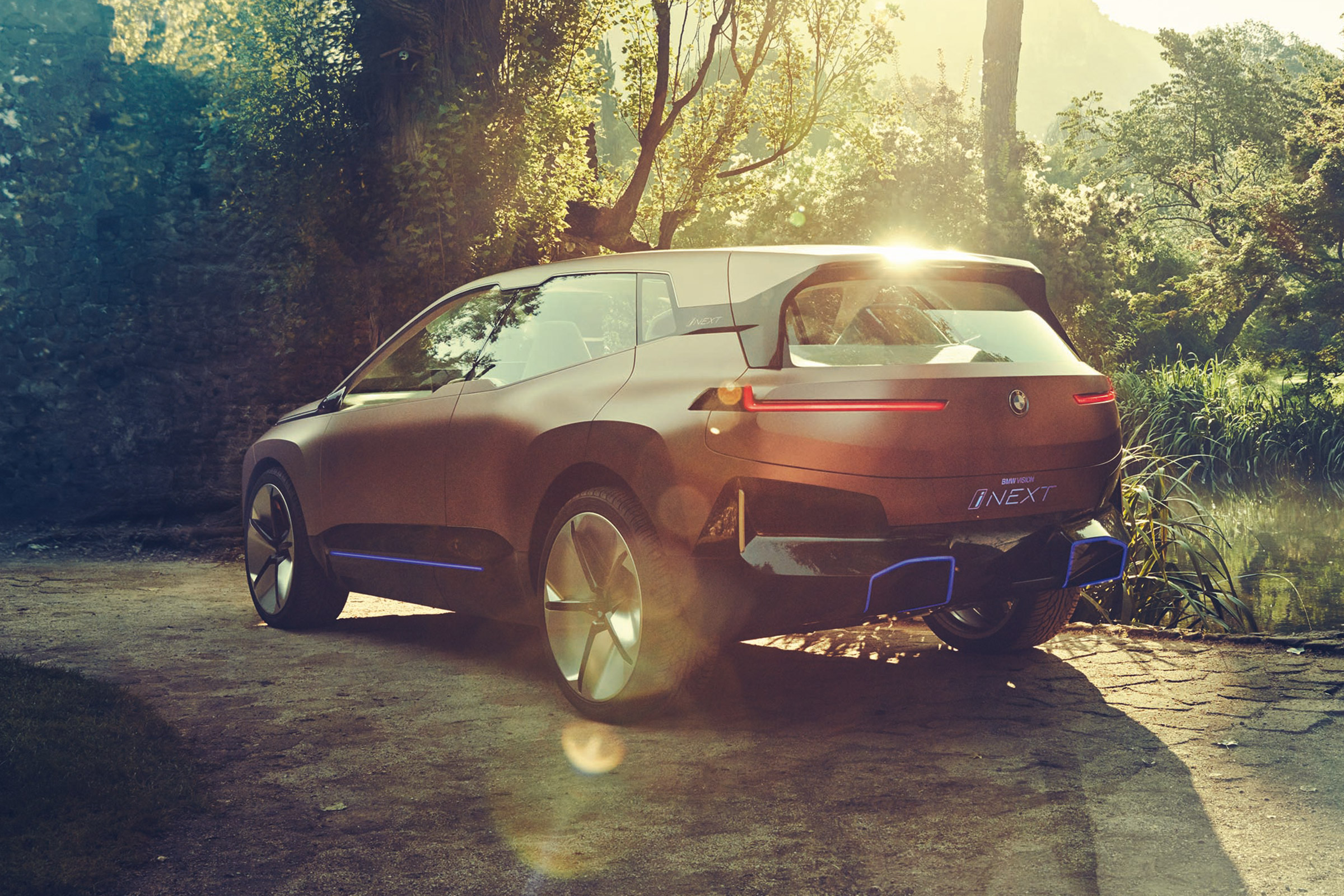 BMW Vision iNEXT concept - rear
