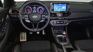 Hyundai i30 Fastback N - dash