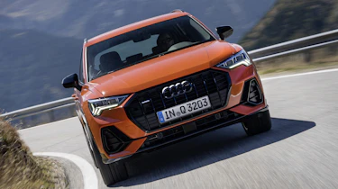 Audi Q3 - full front