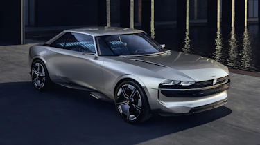 Peugeot e-LEGEND - front static