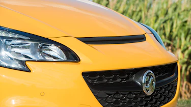 Vauxhall Corsa GSi - grille