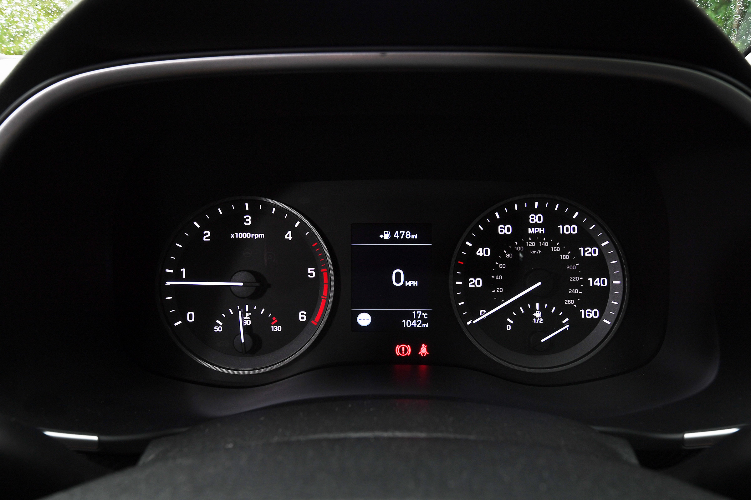 Hyundai Tucson - dials