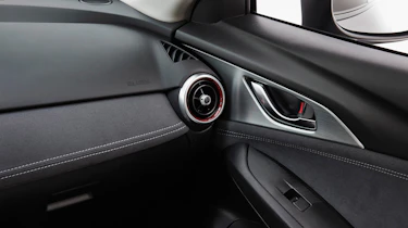 Mazda CX-3 - door detail