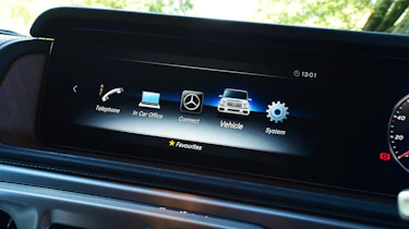 Mercedes-AMG G 63 - infotainment