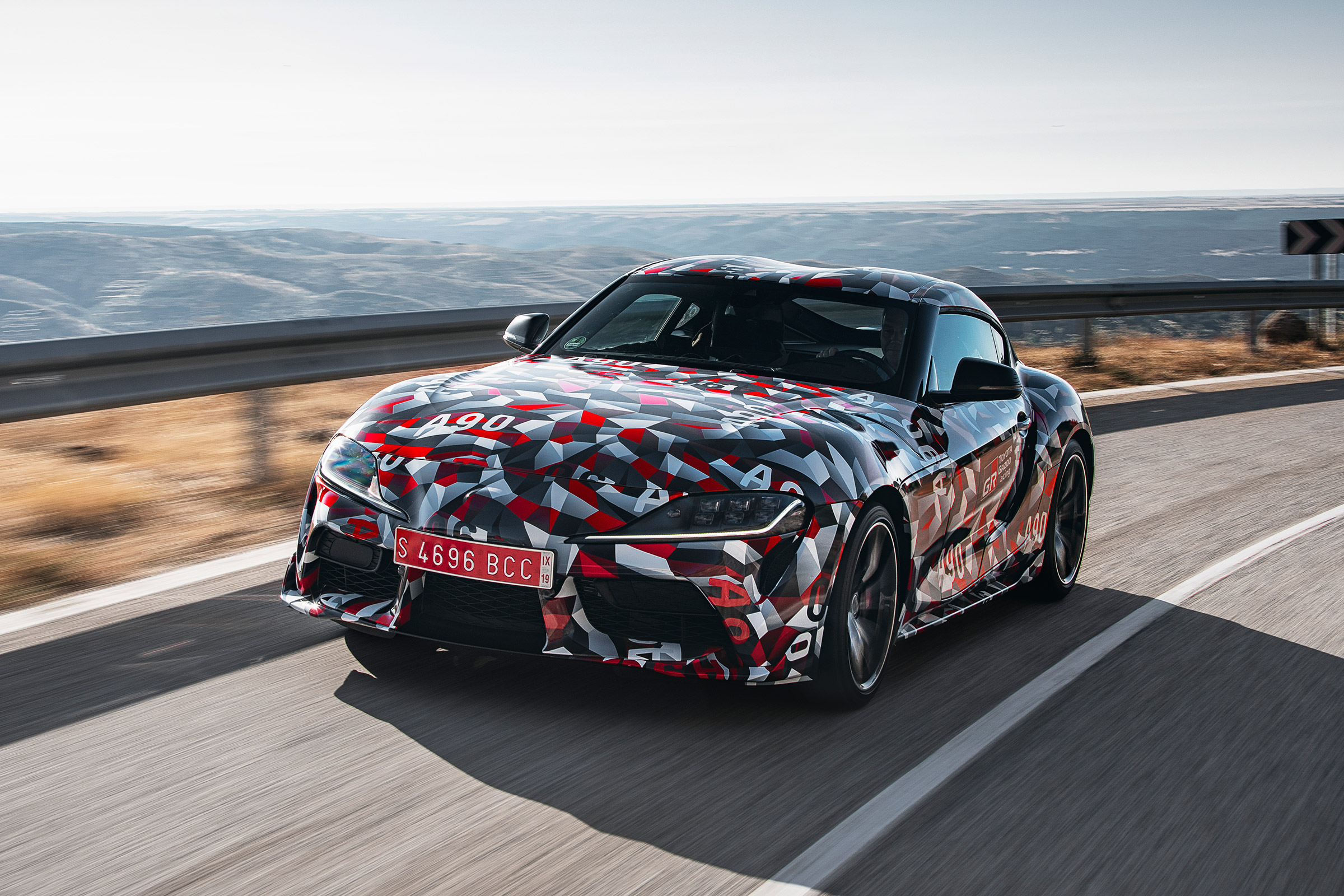 Toyota Supra prototype - front tracking