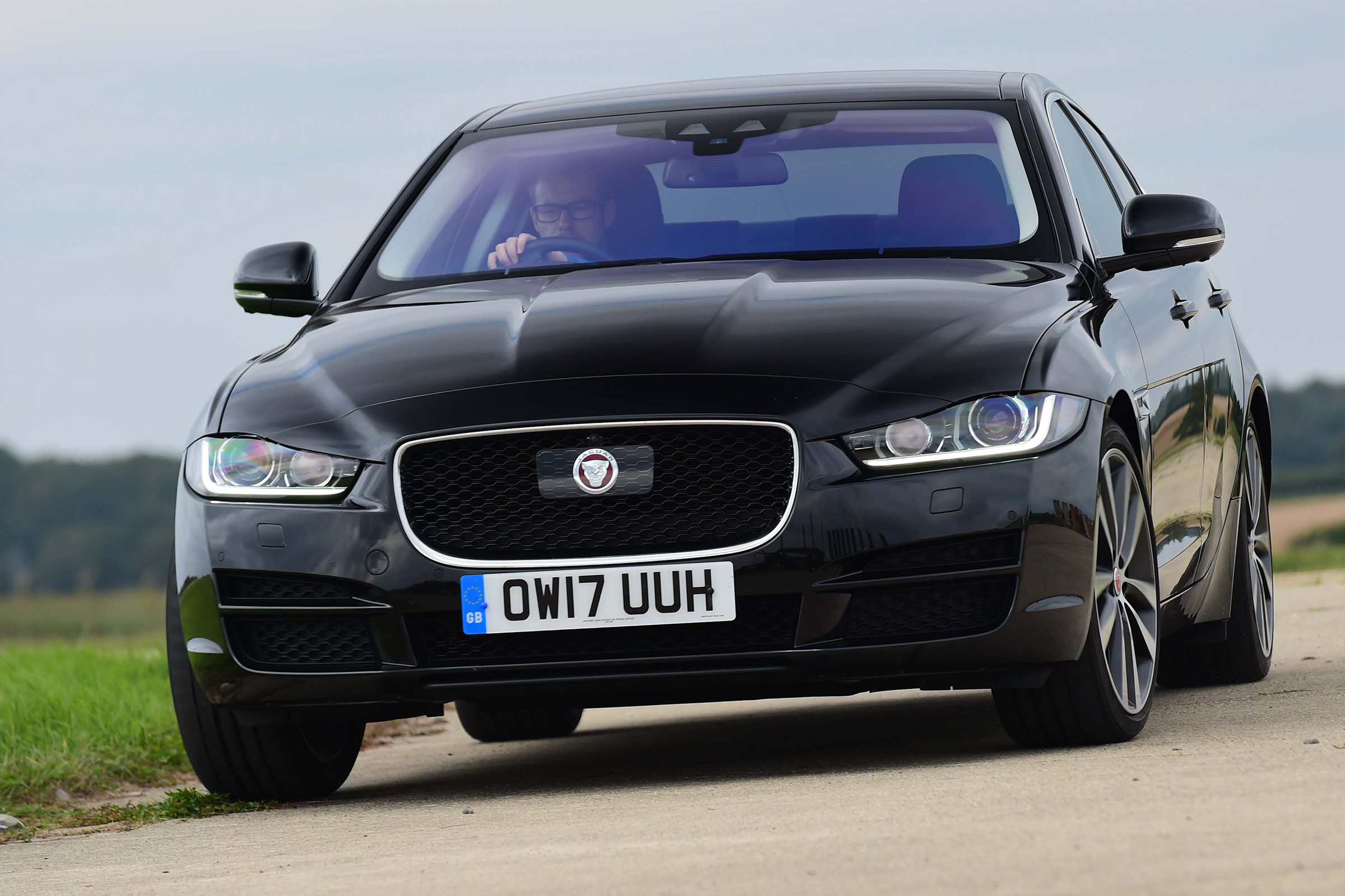 Jaguar XE - Front Cornering