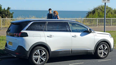 Peugeot 5008 GT Line - parked