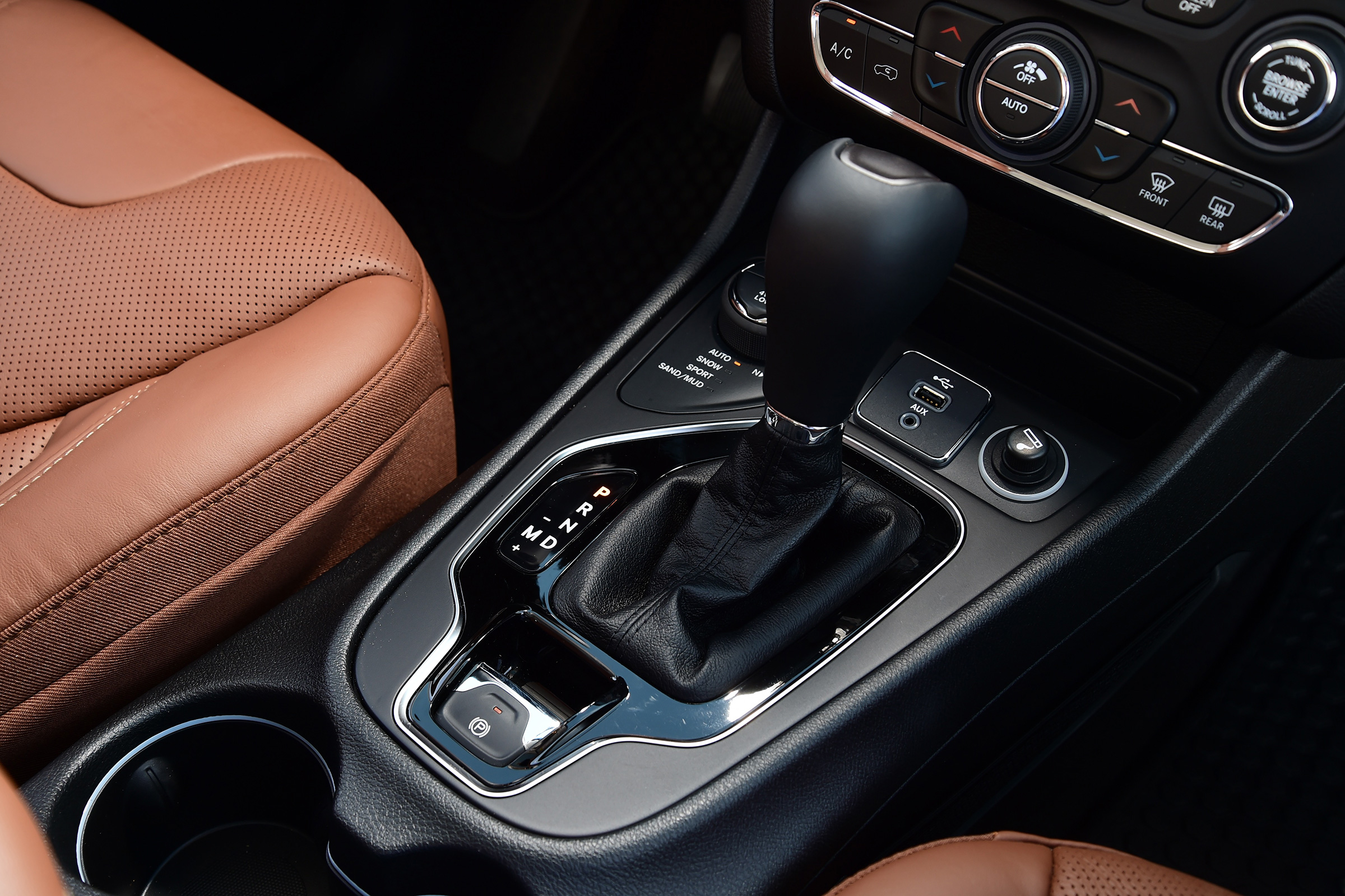 Jeep Cherokee - gear lever