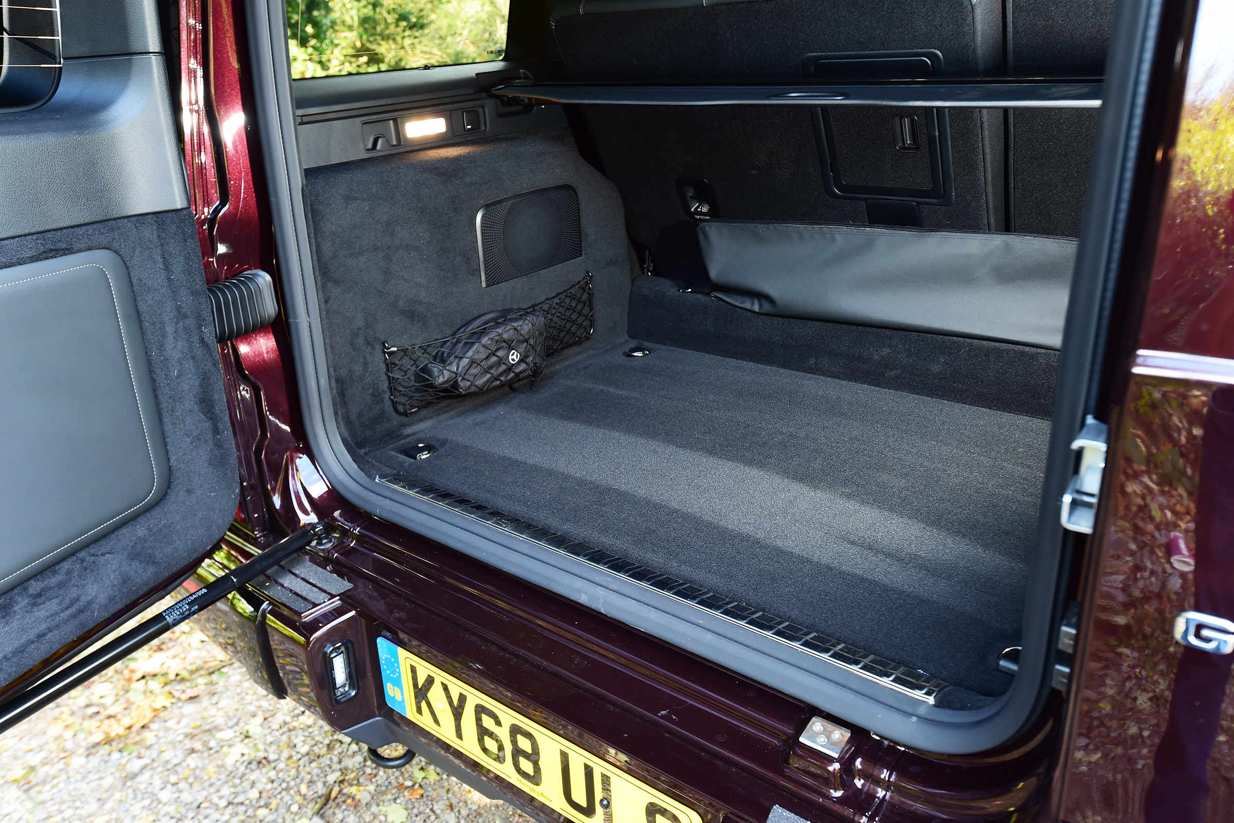 Mercedes-AMG G 63 - boot