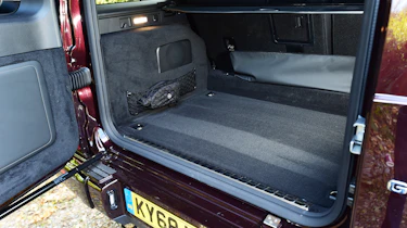 Mercedes-AMG G 63 - boot