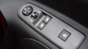 Vauxhall Combo Life - buttons