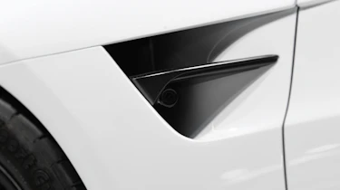 Tesla Roadster - vent