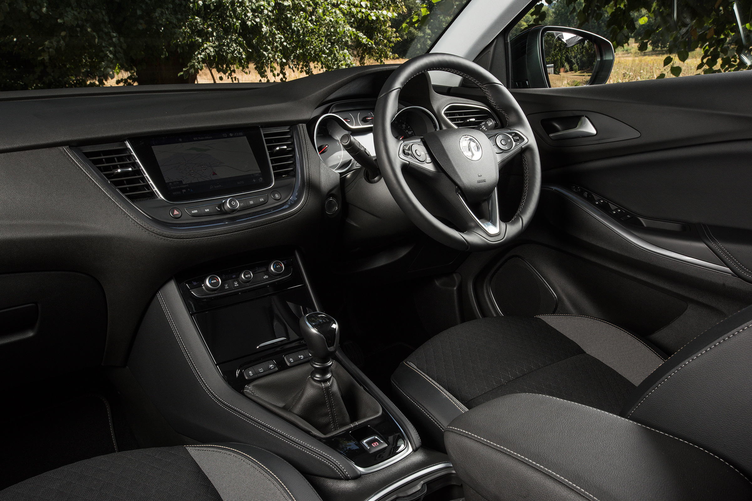 Vauxhall Grandland X - cabin