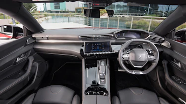 New Peugeot 508 GT 1.6 turbo front interior