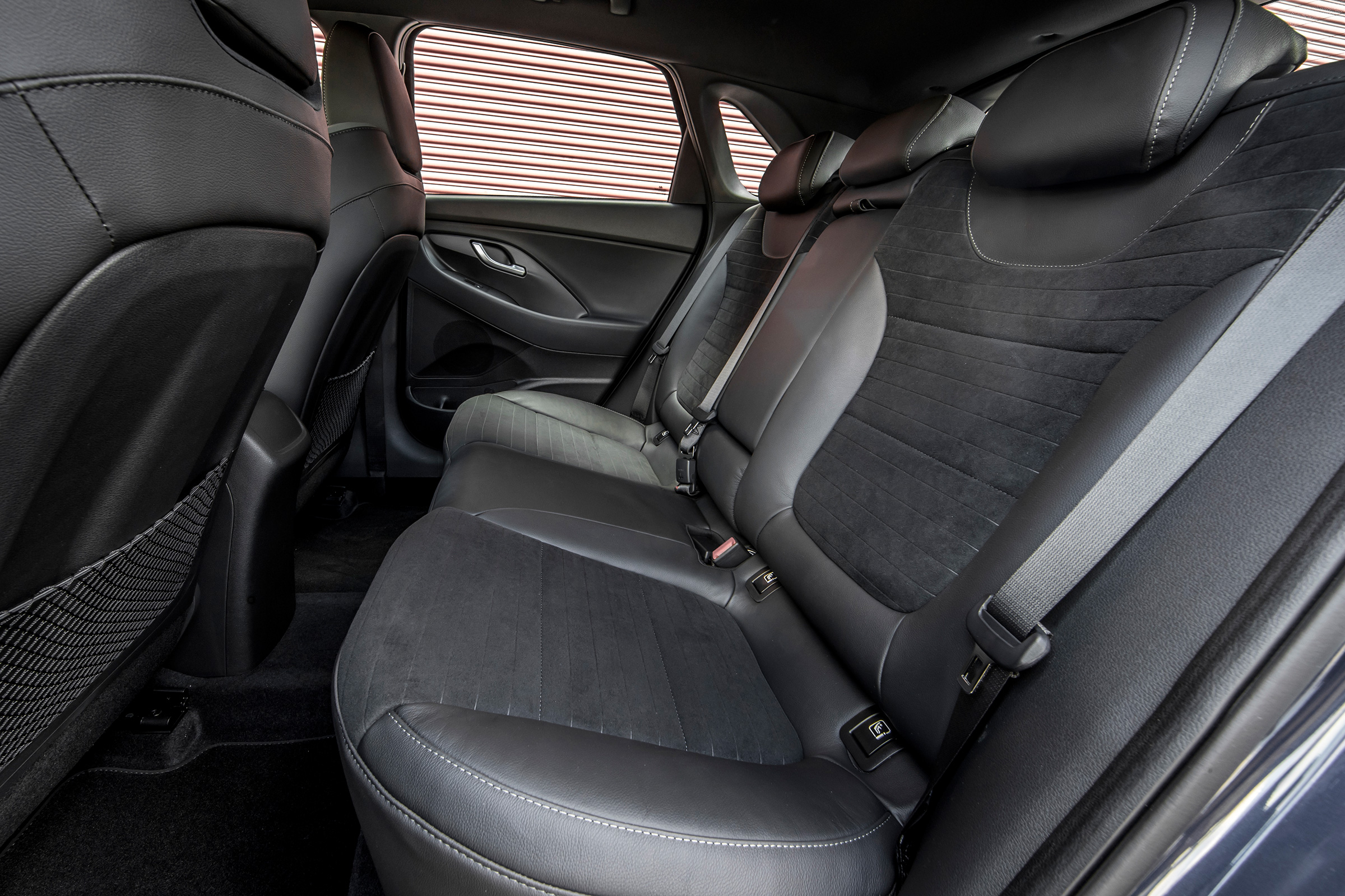 Hyundai i30 N-Line - rear seats