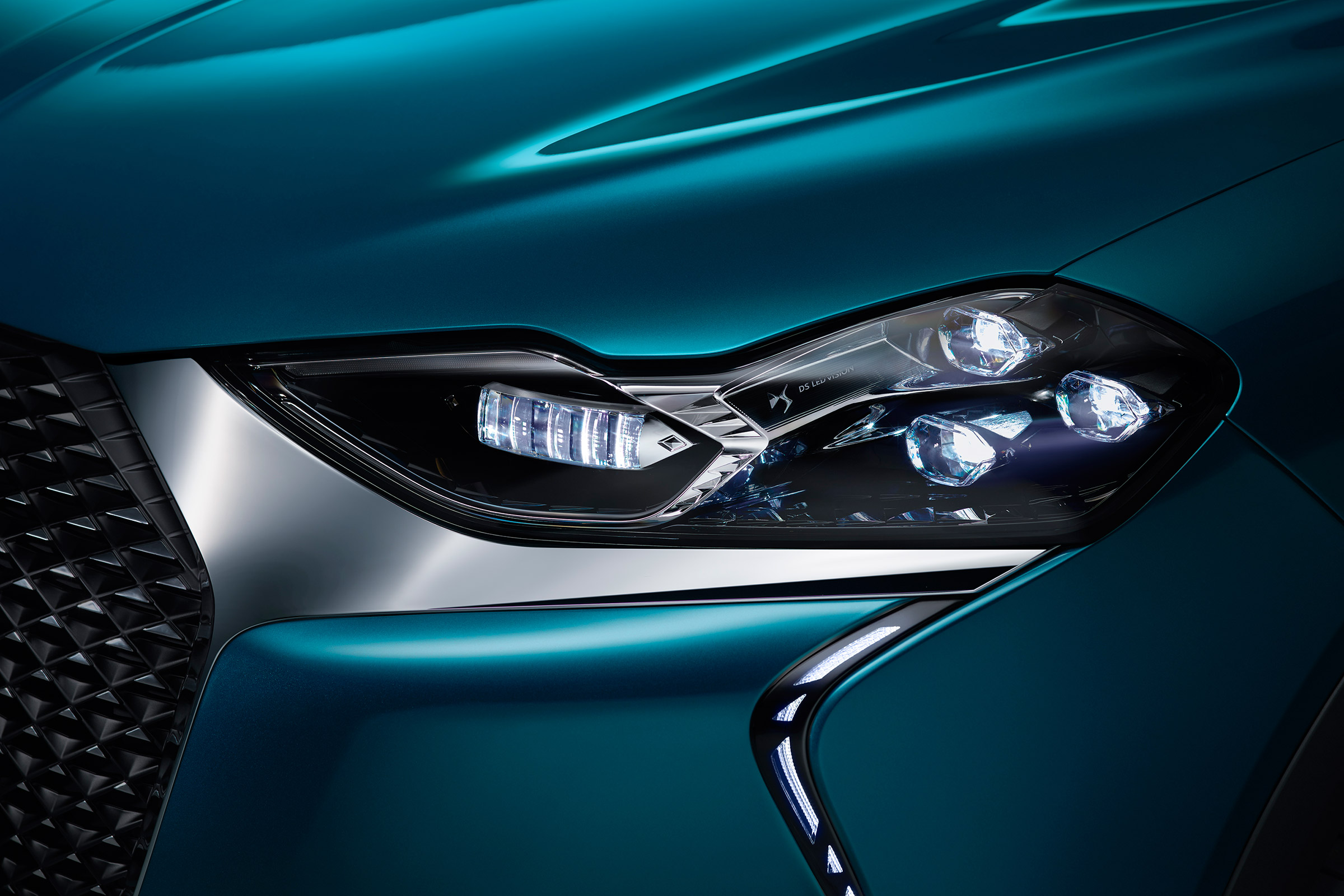 DS 3 Crossback - front light