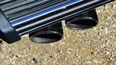 Mercedes-AMG G 63 - exhaust