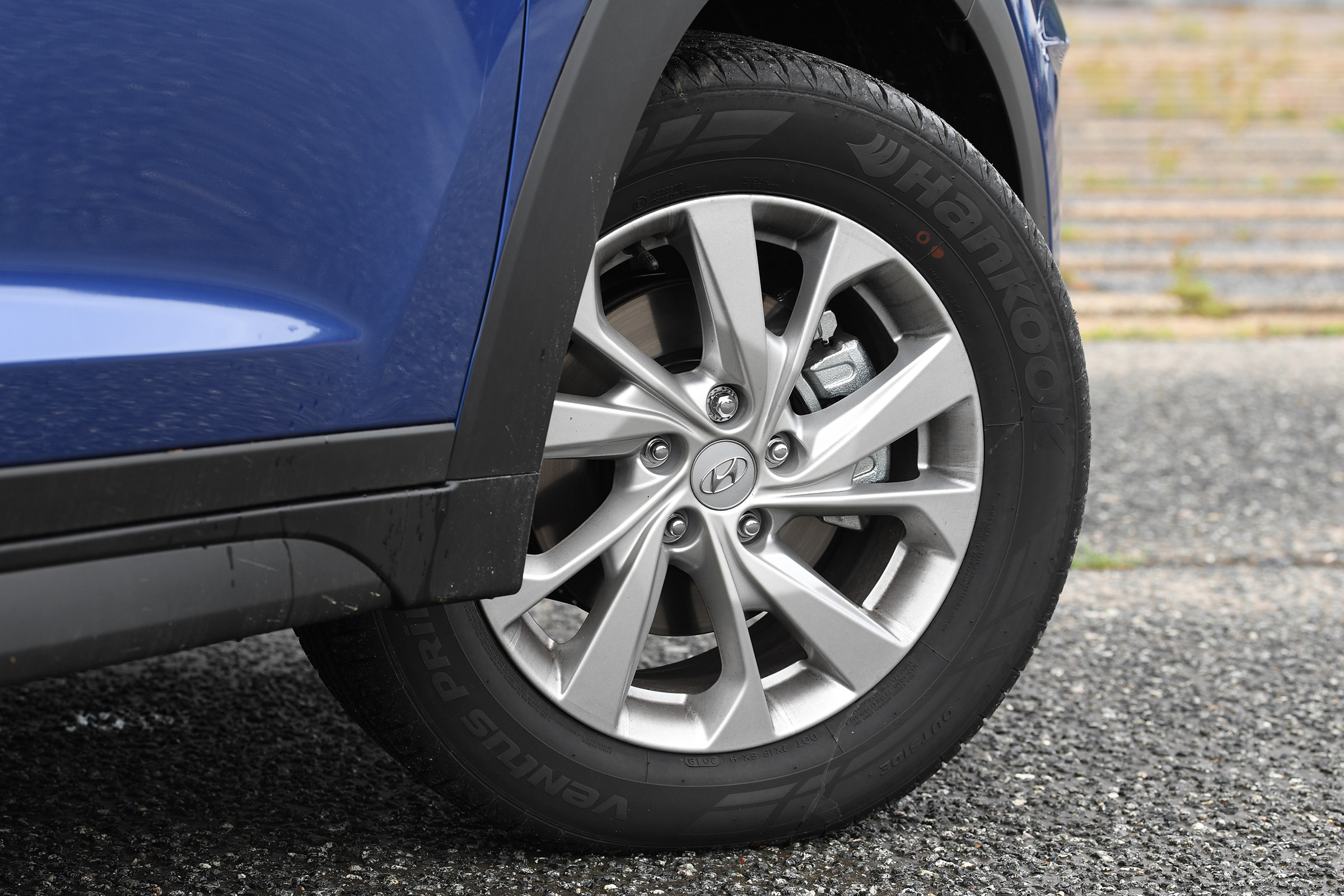 Hyundai Tucson - wheel