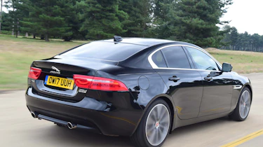 Jaguar XE - Rear Tracking