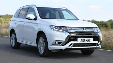Lead new 2019 Mitsubishi Outlander PHEV