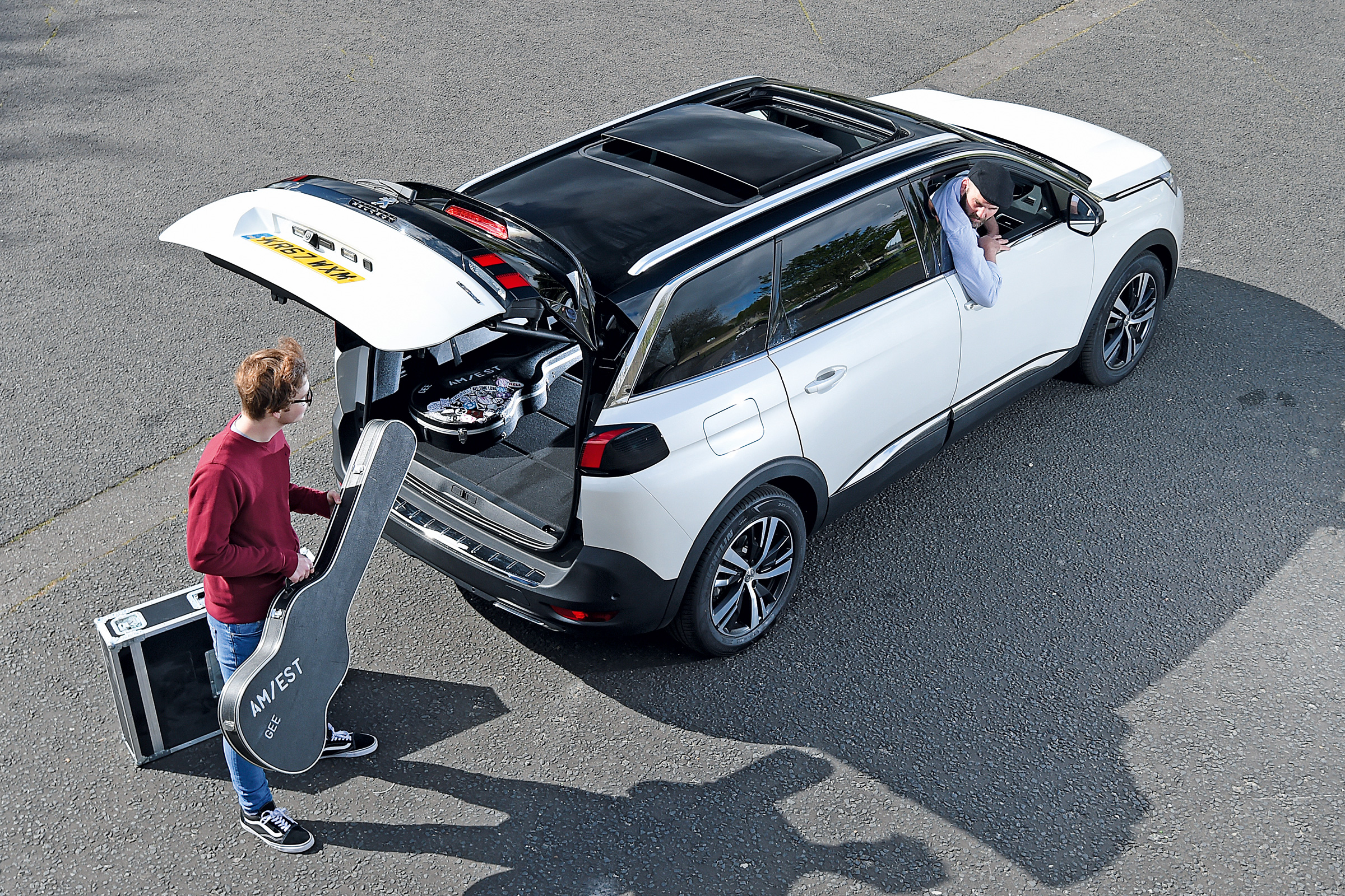 Peugeot 5008 GT Line - loading