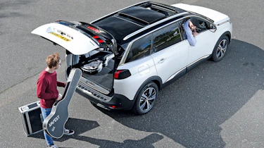 Peugeot 5008 GT Line - loading
