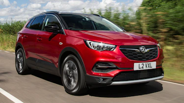 Vauxhall Grandland X - front
