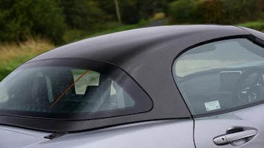 Abarth 124 GT - roof