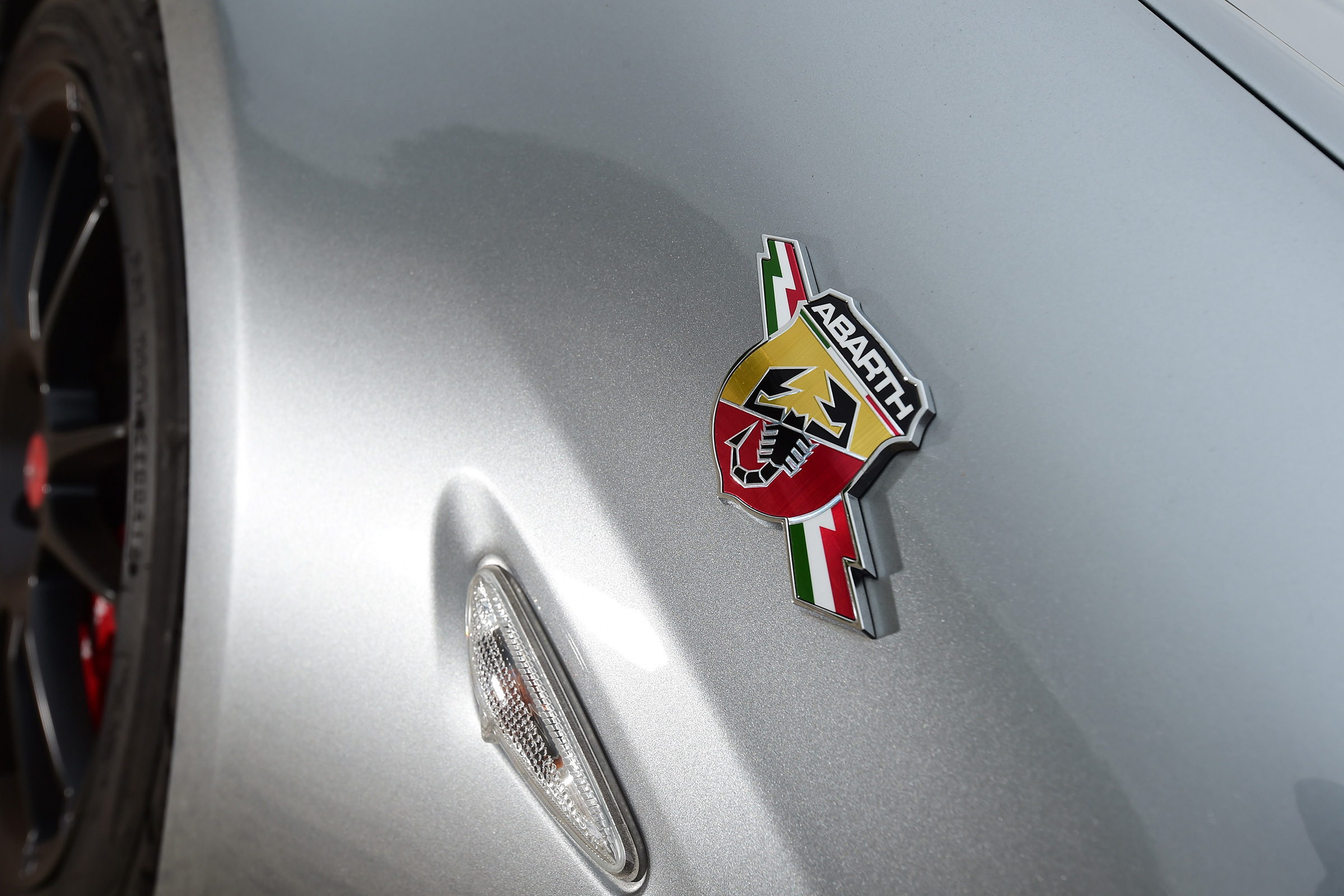 Abarth 124 GT - badge