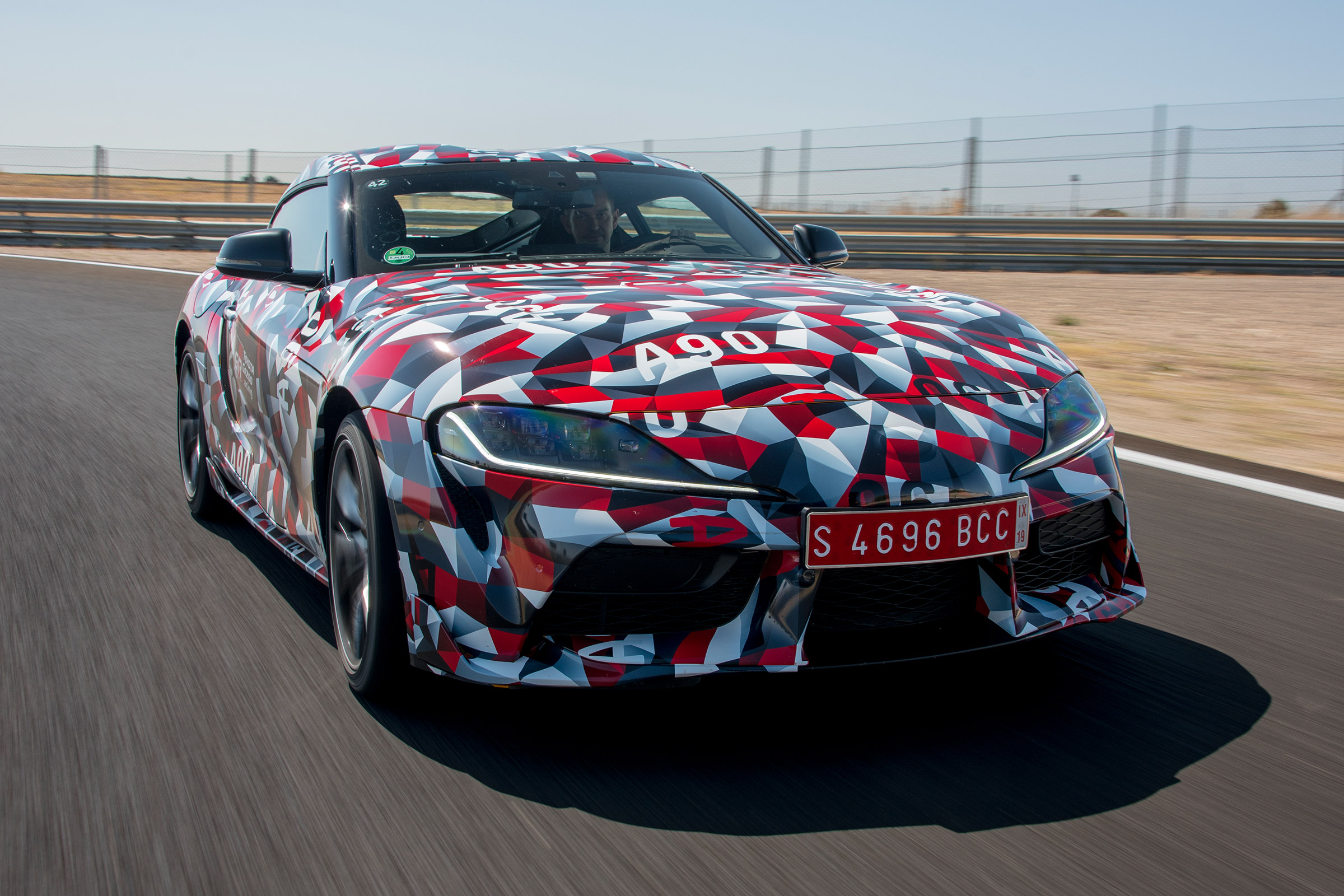 Toyota Supra prototype track - front tracking