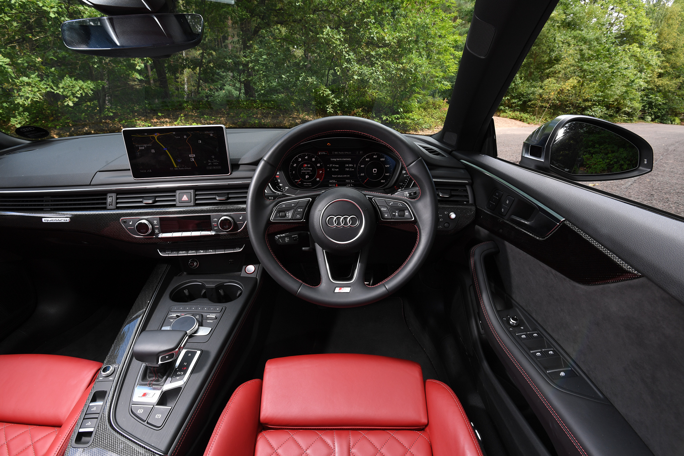 Audi S5 Cabriolet - interior