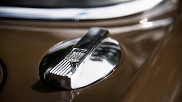 Jaguar XJ6 S1 fuel filler cap