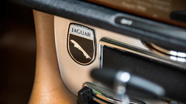 Jaguar XJ6 S1 interior detail