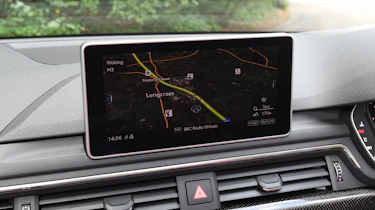 Audi S5 Cabriolet - infotainment