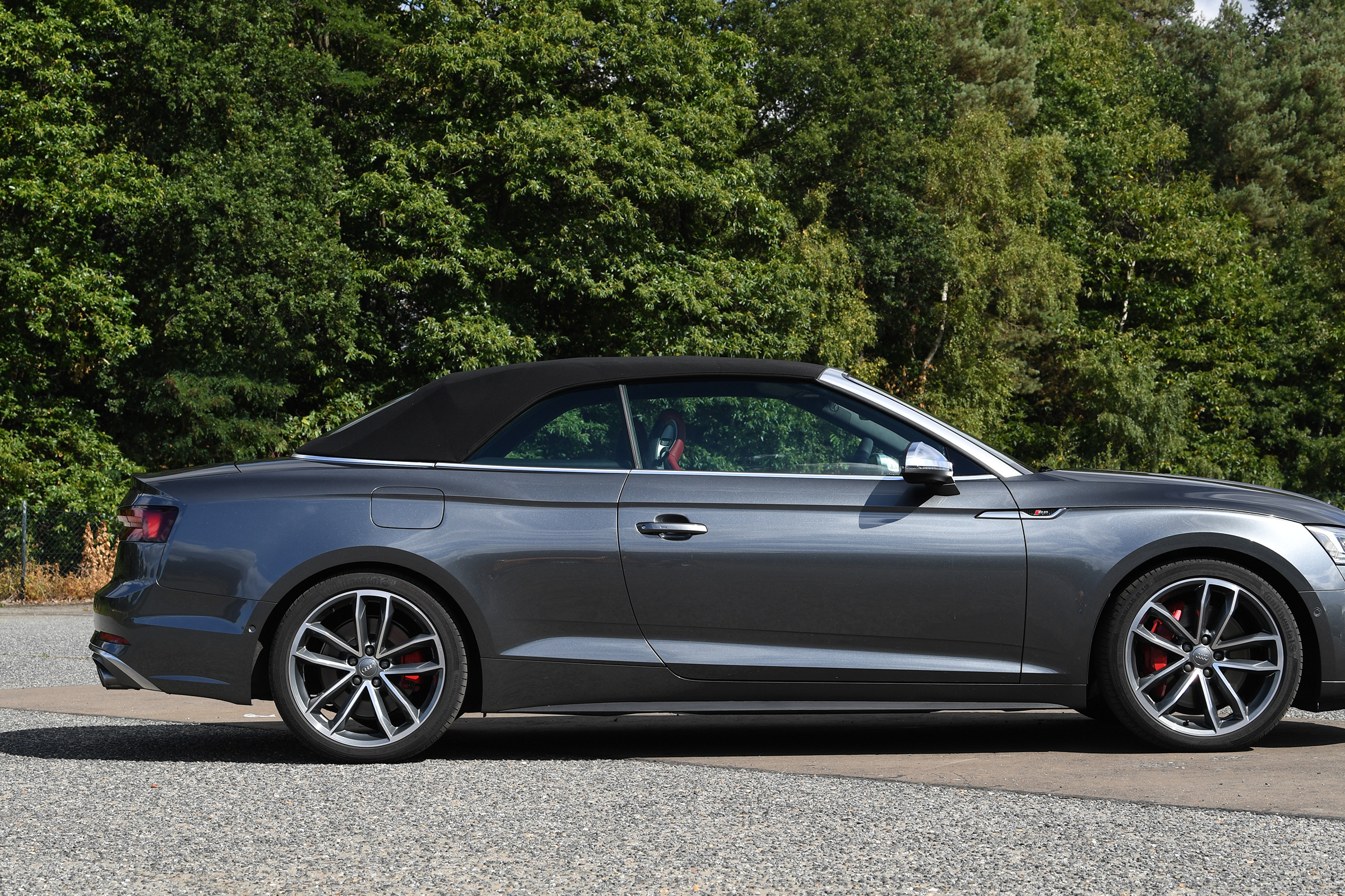 Audi S5 Cabriolet - roof up
