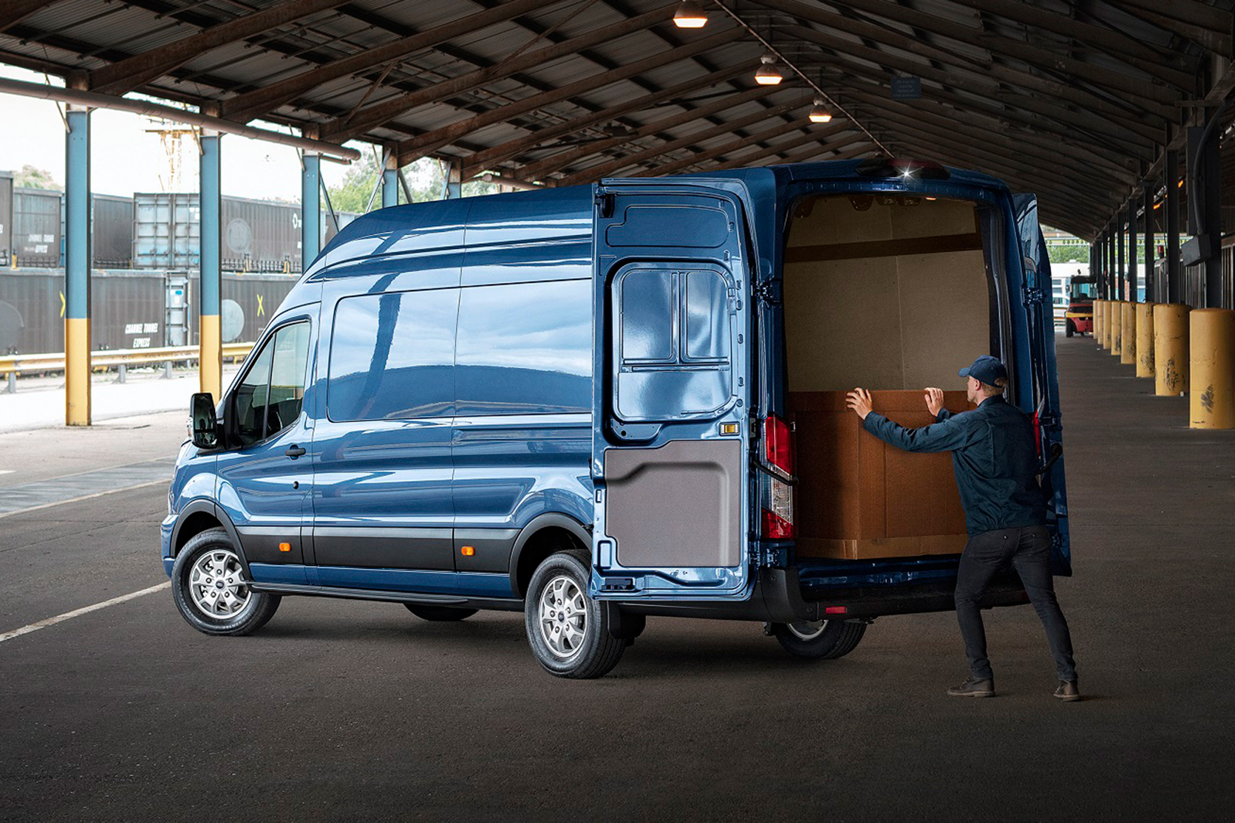 Ford Transit rear end