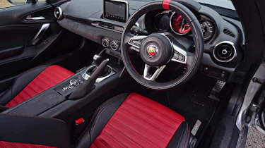 Abarth 124 GT - interior
