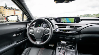 Lexus UX - interior